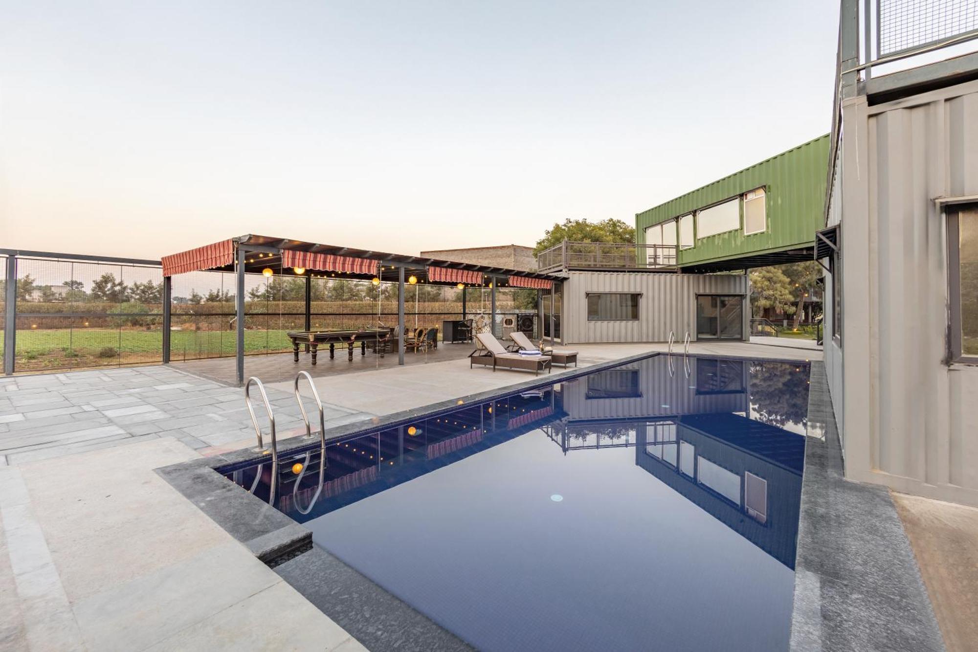 Вілла Elivaas Hidden Oasis 4Bhk With Pool, Mud House & Container House Dhauj Екстер'єр фото